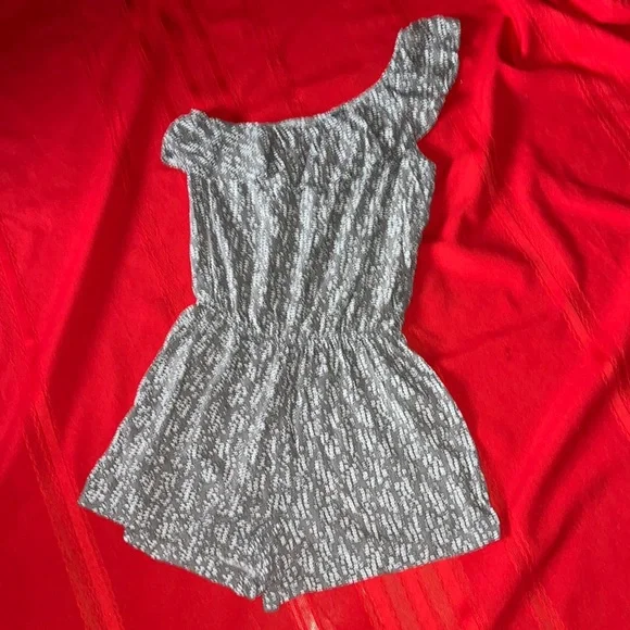 Poetry | Pants & Jumpsuits | Grey White Asymmetrical Romper | Poshmark